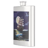 Flasque Navire illuminé sur l'océan sous la lune (Gauche)