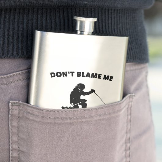 Flasque Ne me blâme pas I Tele (En situation)