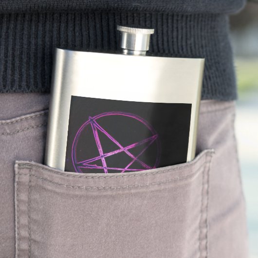 Flasque pentagramme jaune (En situation)