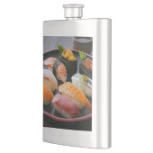 Flasque Refined Pour – Elegant Round Sushi Flask (Gauche)