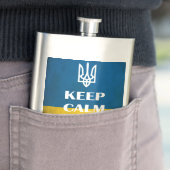 Flasque Restez calme et continuez votre trident emblème uk (En situation)