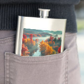 Flasque Serene River Shore Reflection Nature Art  (En situation)