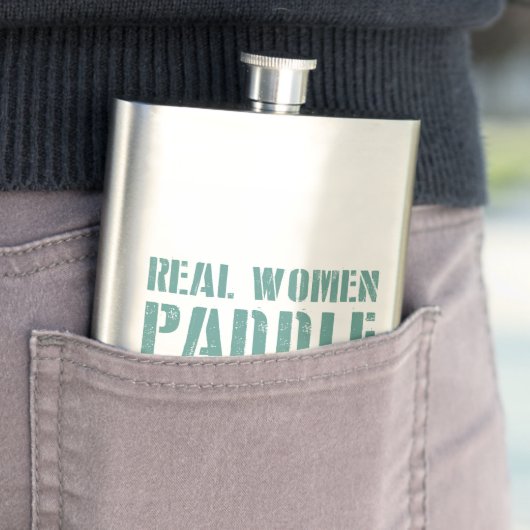 Flasque Véritables Femmes Paddle (En situation)