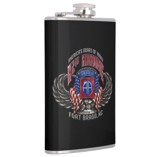 Flasques 82e fiole enroulée en vinyle de Fort Bragg (Droite)