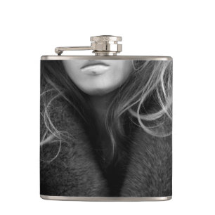 Flasques Blonde Mannequin