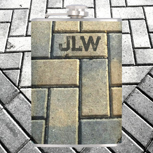 Flasques Brique jaune et Gris recouvert d'un relief urbain
