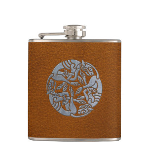 Flasques Chien celtique en cuir