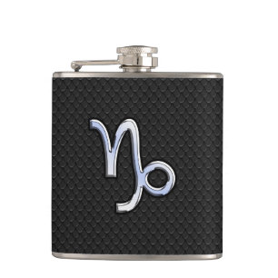Flasques Chrome comme Capricorn Symbole Zodiaque sur la pea