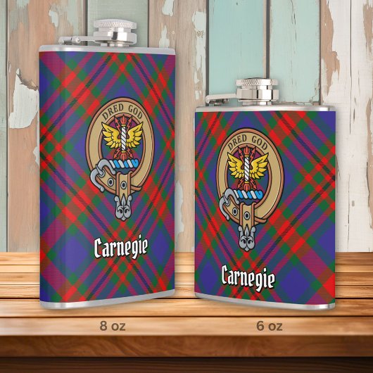 Flasques Clan Carnegie Crest sur Tartan