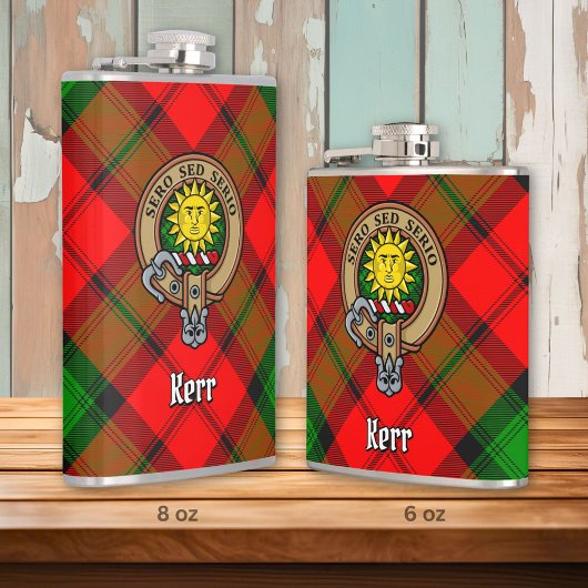 Flasques Clan Kerr Crest sur Tartan