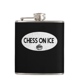 Flasques Échecs sur la fiole de curling de glace