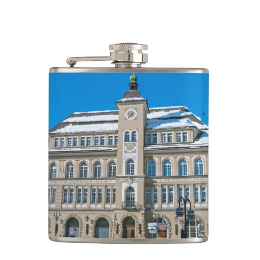 Flasques Hôtel de ville de St Moritz (Devant)