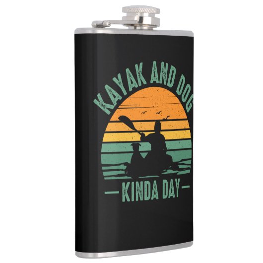 Flasques Kayak et Chien Kinda Day (Droite)