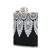 Flasques La dentelle blanche forme une frontière sensible (Gauche)