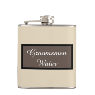 Flasques L'eau de garçons d'honneur