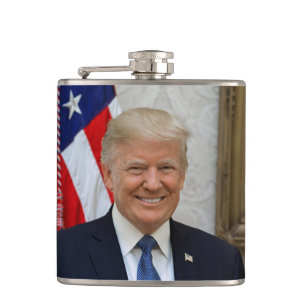 Flasques Maison Blanche du président américain Donald Trump