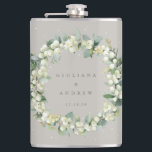 Flasques Mariage personnalisé Snowberry & Eucalyptus Wreath<br><div class="desc">Une fiole de hip élégante et personnalisée pour les célébrations/faveurs/conservsakes mariages. Doté de baies de neige peintes à la main et d'eucalyptus disposés en une belle couronne botanique. Tout le texte est entièrement modifiable de sorte que vous pouvez facilement modifier le message et modifier le style/la couleur/la taille/le placement de...</div>