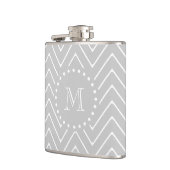 Flasques Monogramme moderne gris et blanc de coutume de (Gauche)