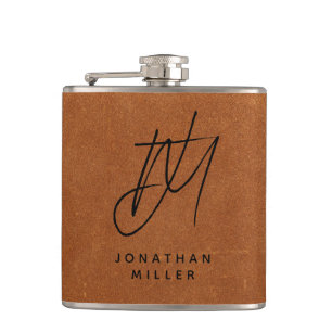 Flasques Monogramme moderne tendance Sable Brown en cuir fi
