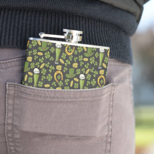 Flasques Motif du jour de St Patrick (En situation)
