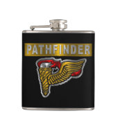 Flasques Pathfinder Badge- “Pathfinder” Flask (Devant)