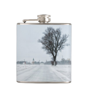 Flasques Rural winter road