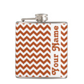 Flasques Rust Red Safari Chevron avec nom personnalisable (Devant)