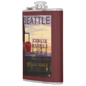 Flasques Signe du marché d'endroit de SeattlePike et vue de (Gauche)