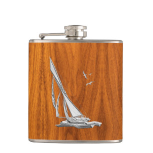 Flasques Voilier de chrome sur la copie de teck