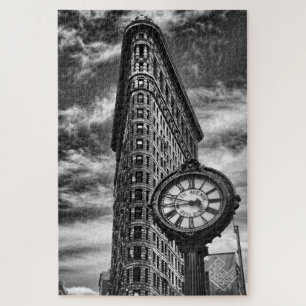 Flatiron Building and Clock in Black and White Legpuzzel