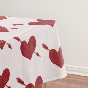 Flèches de Cupid dans les coeurs Nappe