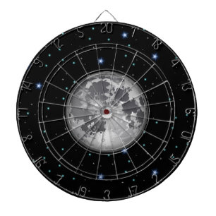 Fléchettes Lune dans la cible étoilée de l'espace