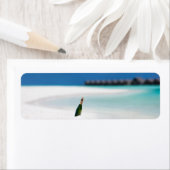 Fles met bericht op tropisch strand etiket (Insitu)