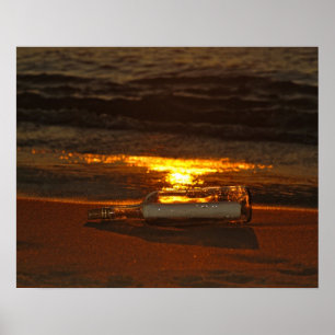 Fles op het strand poster