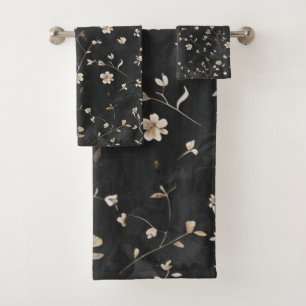 Fleur blanche élégante sur noir