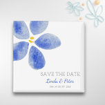 Fleur d'aquarelle Enregistrer la date aimant maria<br><div class="desc">Surprenez vos futurs invités mariages avec cet élégant et simple enregistrer l'aimant de date. C'est une façon très créative d'annoncer votre fiançailles. Personnalisez le texte avec vos propres informations. Vous pouvez le customiser plus loin si vous voulez modifier la police, sa couleur ou sa taille. La fleur était à l'origine...</div>