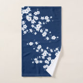 Fleur de cerisier bleu marine (Serviette à main)