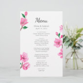 Fleur de cerisier délicate. Menu Printemps mariage (Debout devant)