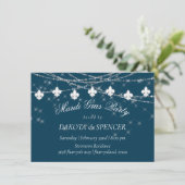 Fleur de Lis Navy Blauwe Lichten | Rustic Trouwfee Kaart (Staand voorkant)