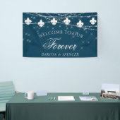 Fleur de Lis Navy Blue Lights | Welkom in Forever Spandoek (Beurs)