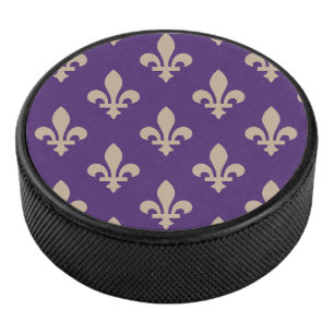 Fleur de Lis Pattern, Royal French Cream op Paarse Hockey Puck