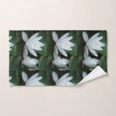 Fleur de lotus blanc, photo botanique. (Serviette à main)