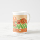 Fleur de naissance et Gem Octobre Bone China Mug (Devant droit)