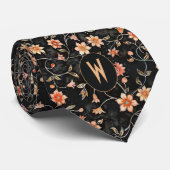 Fleur de pêcher sur cravate noire (Roulé)