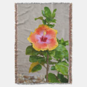 Fleur d'Hibiscus rose orange Jeter la couverture (devant Vertical)