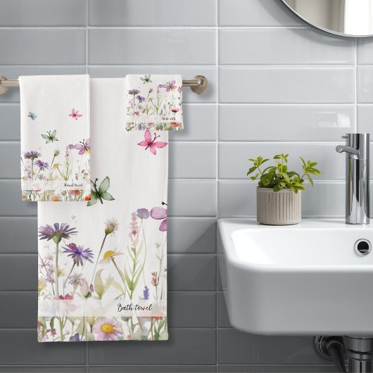 Fleur sauvage et papillons