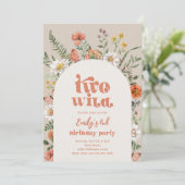 Fleur sauvage Invitation de fête d'anniversaire (Debout devant)