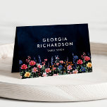 Fleur sauvage Rustic Pays Nom de l'hôte Carte de l<br><div class="desc">Célébrez votre amour avec cette carte mariage vibrante avec un design fleur sauvage aquarelle dans les tons rose, violet et vert. Parfait pour les mariages de jardin, de printemps ou de style rustique, cet invitation d'inspiration nature allie délicats accents floraux à une typographie élégante, créant une touche fantaisiste et romantique....</div>