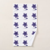 Fleur violette (Serviette à main)