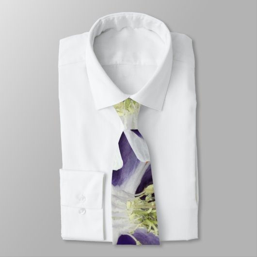 Fleurs autour de la Cravate Motif photo (Attaché)